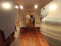 Im nächsten Raum gehts ums Kommen und Gehen.