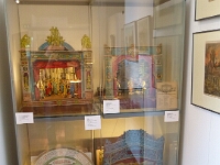 Papiertheater mit Märchenszenen