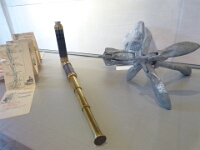 Wasserführer, Teleskop-Fernrohr und Klappanker